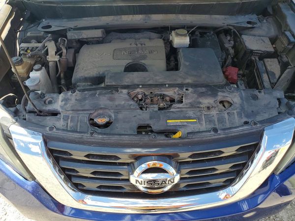 2019 NISSAN PATHFINDER — Engine bay