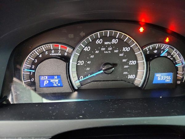 2014 TOYOTA CAMRY
