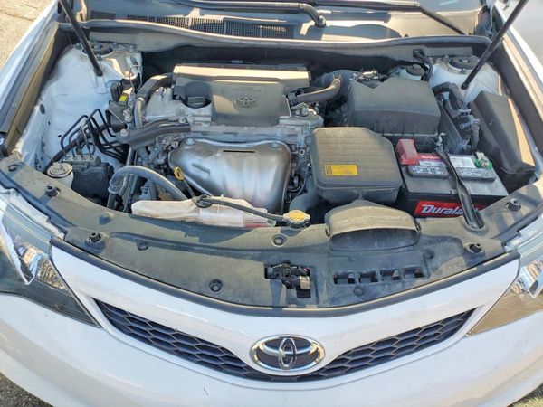 2014 TOYOTA CAMRY