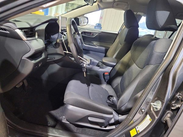 2024 TOYOTA RAV4 LE — DENT