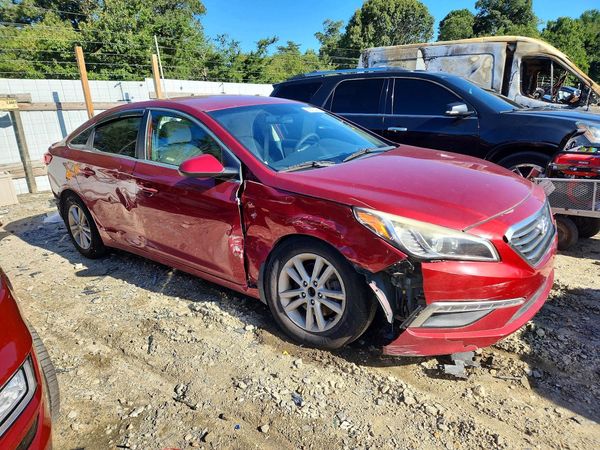 2015 HYUNDAI SONATA — Passenger 3/4