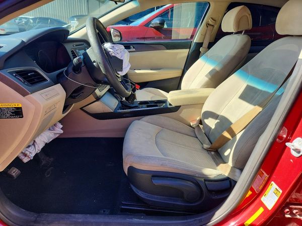 2015 HYUNDAI SONATA — DENT