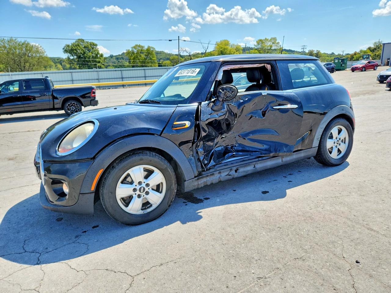2015 MINI COOPER