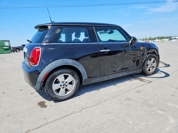 2015 MINI COOPER