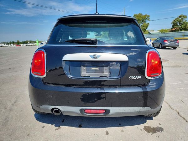 2015 MINI COOPER