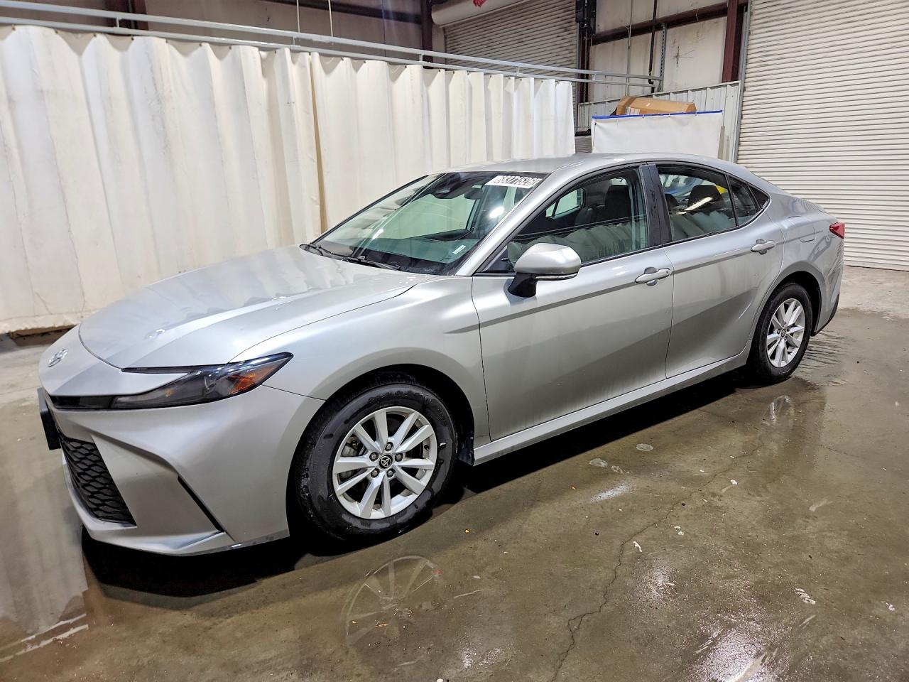 2026 TOYOTA CAMRY