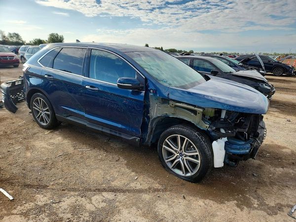 2020 FORD EDGE Titanium — Passenger 3/4