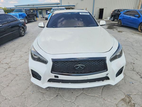 2015 INFINITI Q50
