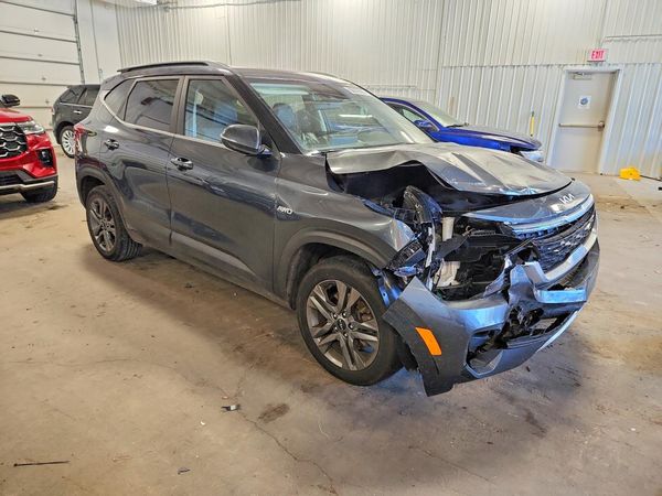 2022 KIA SELTOS — Passenger 3/4