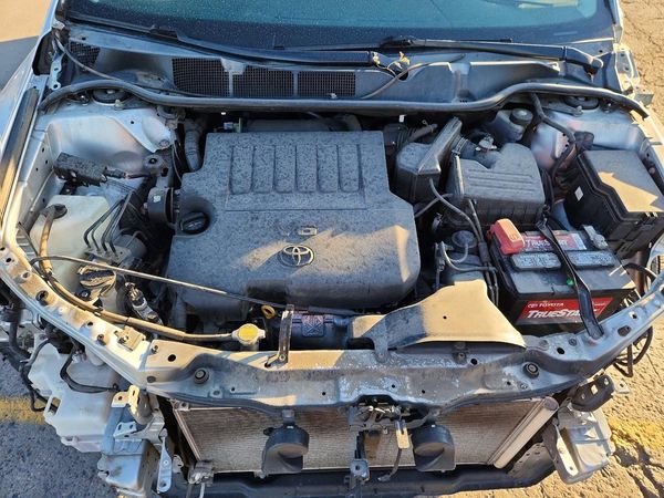 2014 TOYOTA VENZA XLE — Engine bay