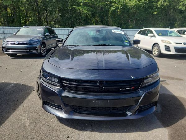 2017 DODGE CHARGER SXT