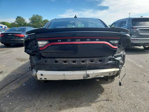 2017 DODGE CHARGER SXT