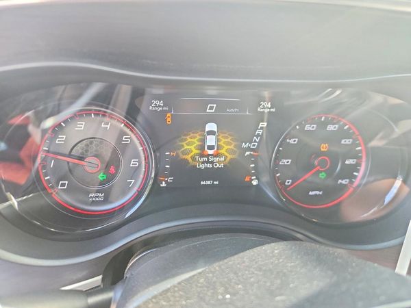 2017 DODGE CHARGER SXT