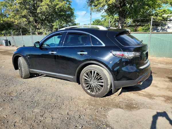 2017 INFINITI QX70 — DSRA