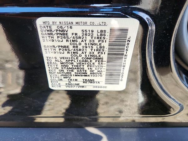2017 INFINITI QX70 — VINS