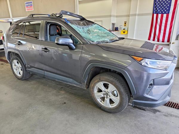 2021 TOYOTA RAV4 XLE HV