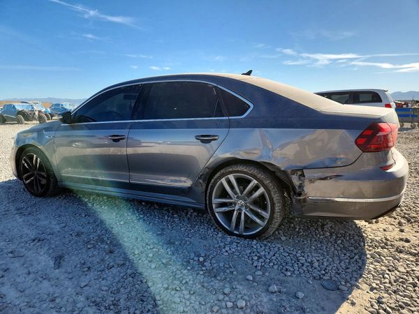 2017 VOLKSWAGEN PASSAT R-Line — DSRA