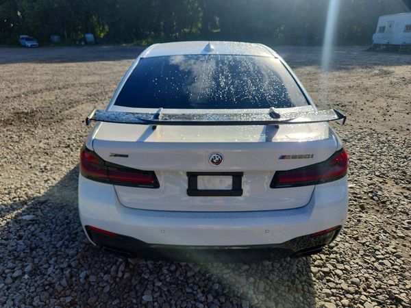 2023 BMW M550XI