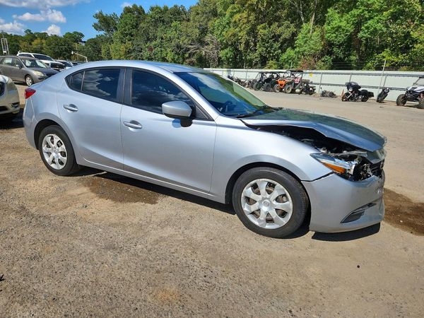 2018 MAZDA 3