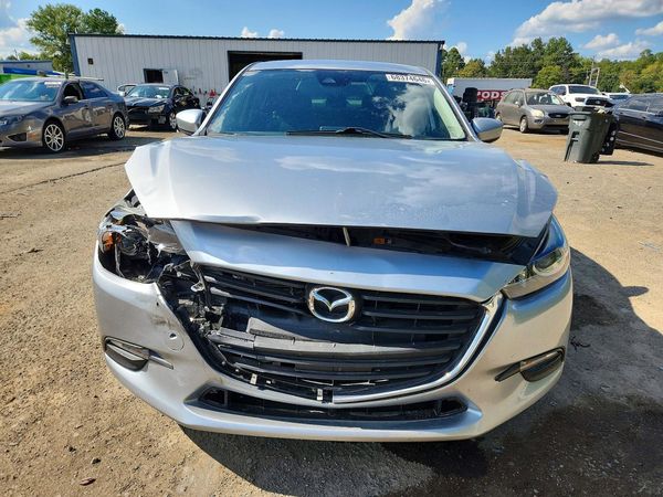 2018 MAZDA 3