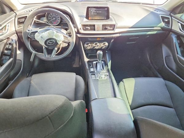2018 MAZDA 3
