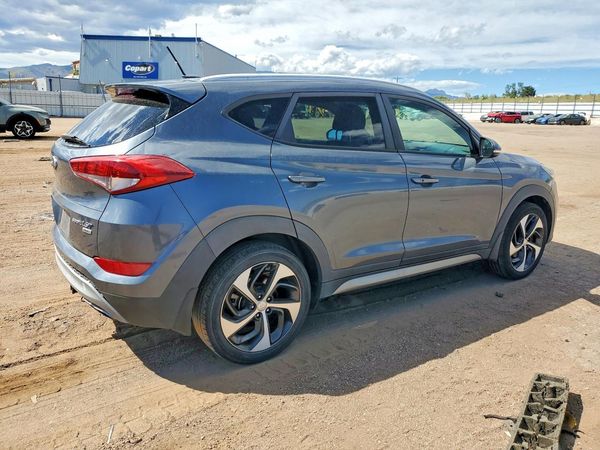 2017 HYUNDAI TUCSON