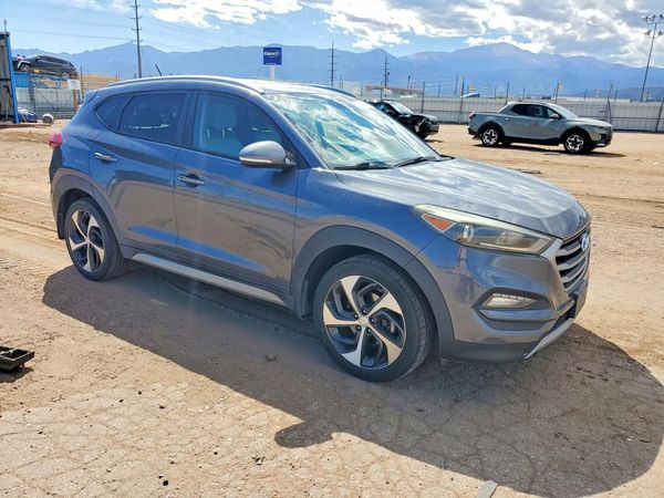2017 HYUNDAI TUCSON