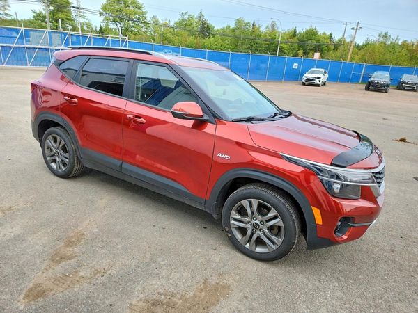 2021 KIA SELTOS LX — Passenger 3/4