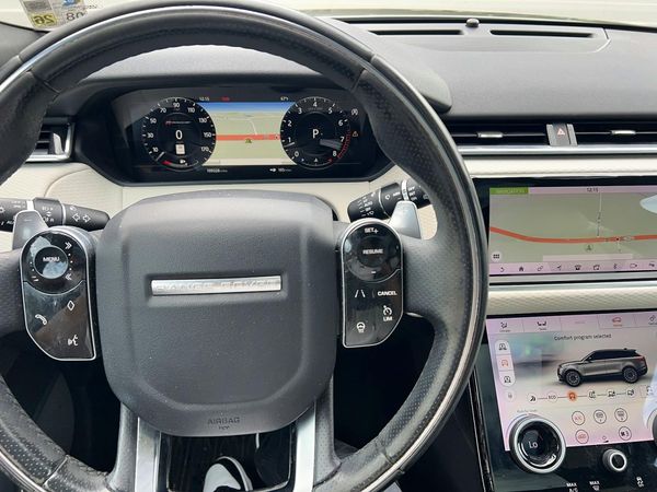 2018 LAND ROVER RANGE ROVER VELAR R-Dynamic SE