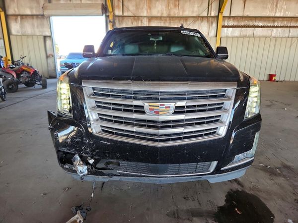 2017 CADILLAC ESCALADE Platinum — DIRF