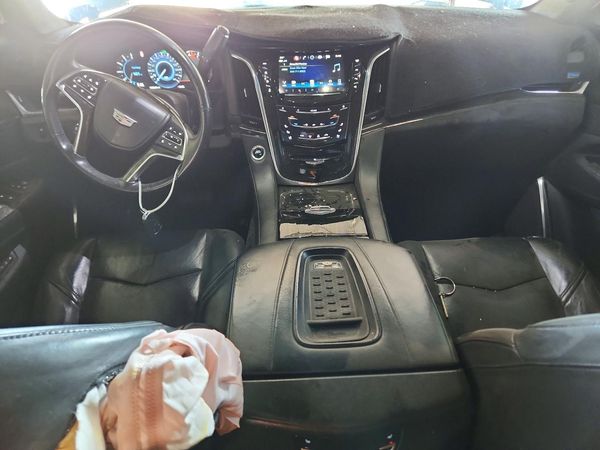 2017 CADILLAC ESCALADE Platinum — CKPT