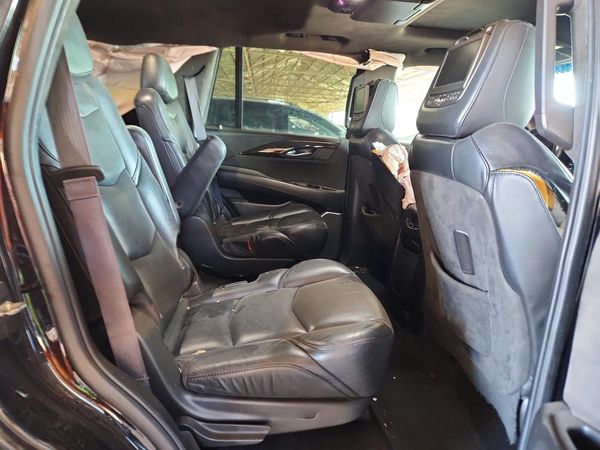 2017 CADILLAC ESCALADE Platinum — PSRS