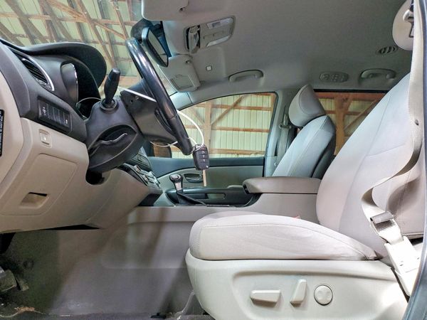 2020 KIA SEDONA LX/EX — DENT
