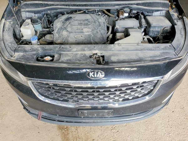 2020 KIA SEDONA LX/EX — Engine bay