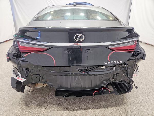 2025 LEXUS ES 300H