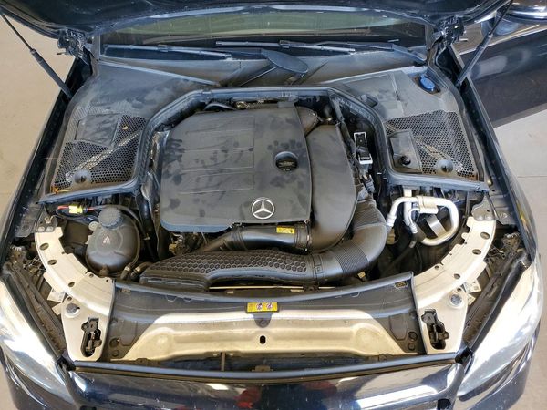 2020 MERCEDES-BENZ C C300 — Engine bay