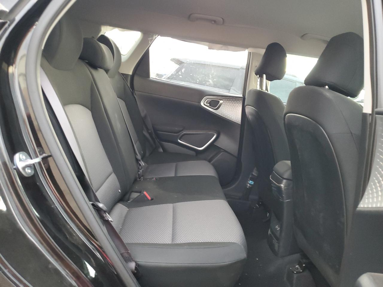 2024 KIA SOUL LX, S