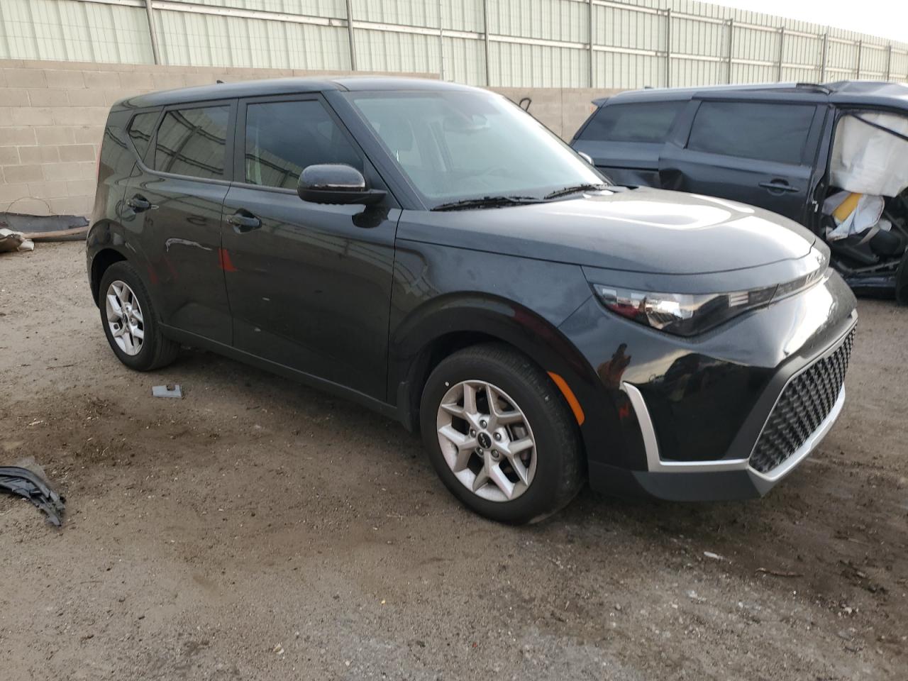 2024 KIA SOUL LX, S