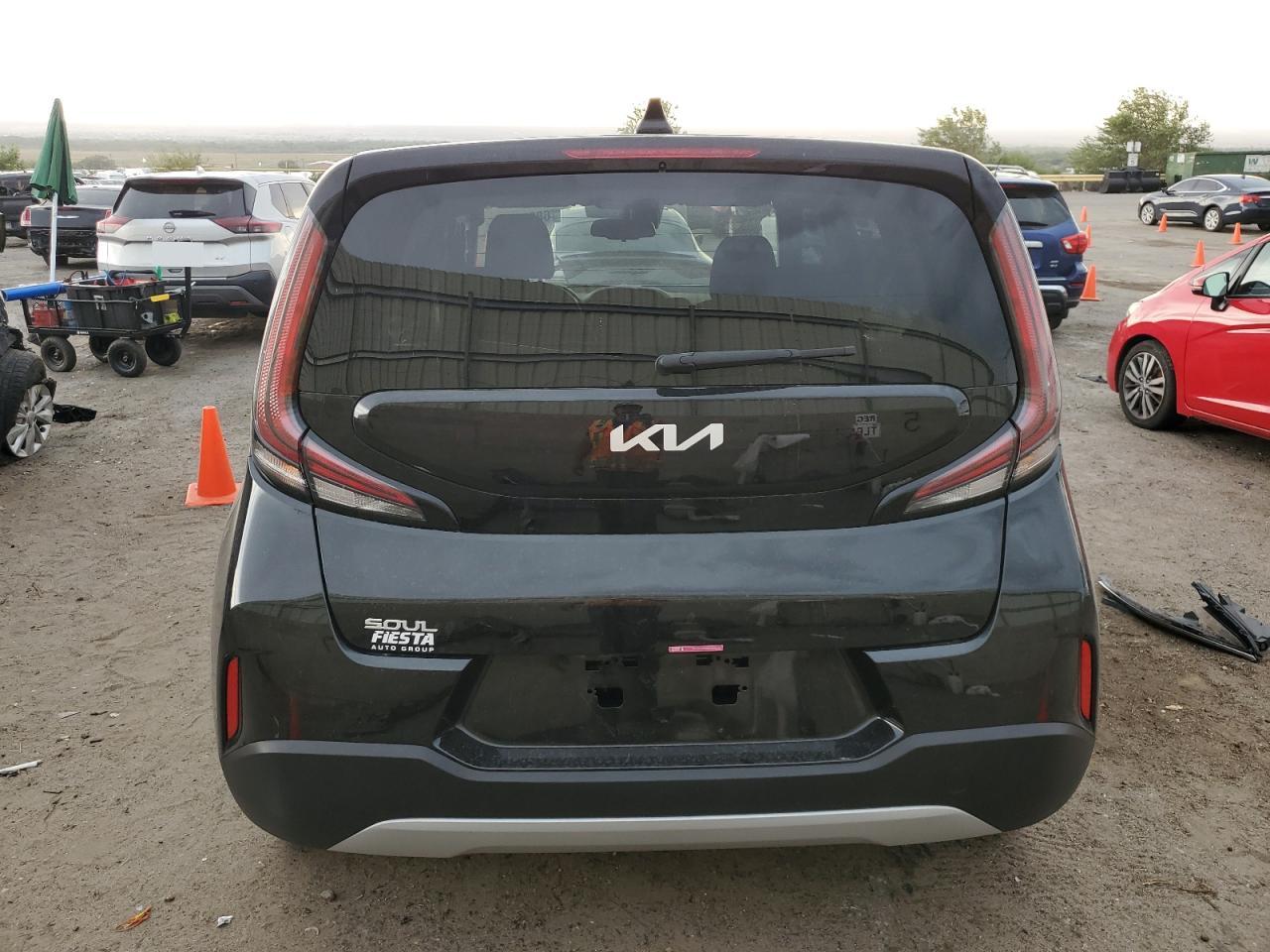 2024 KIA SOUL LX, S