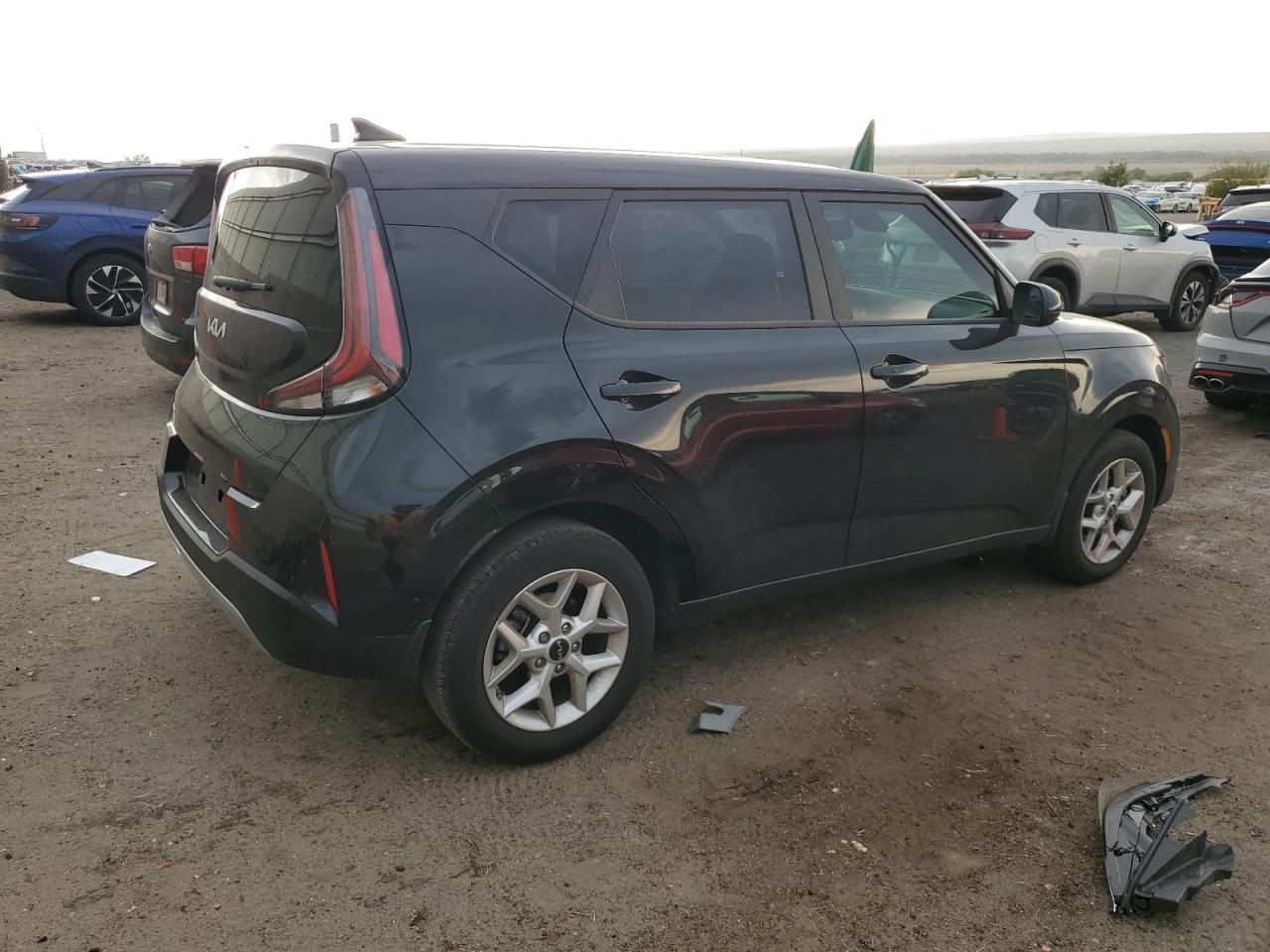 2024 KIA SOUL LX, S