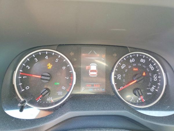 2021 TOYOTA RAV4 XLE