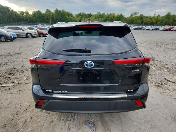 2022 TOYOTA HIGHLANDER Special Edition — DIRR