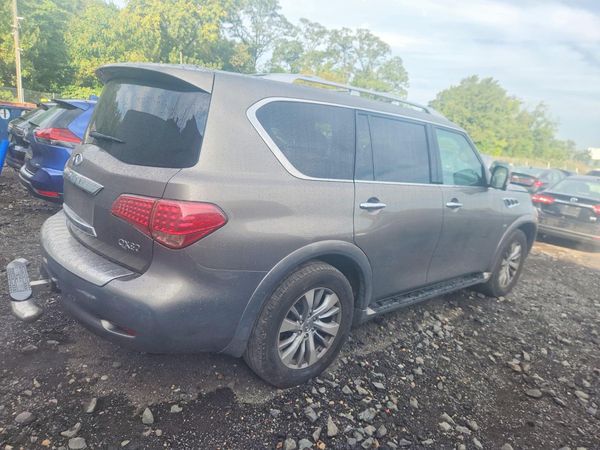 2017 INFINITI QX80