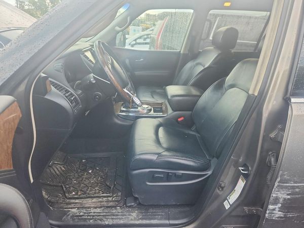 2017 INFINITI QX80