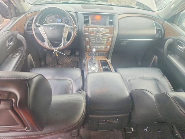 2017 INFINITI QX80