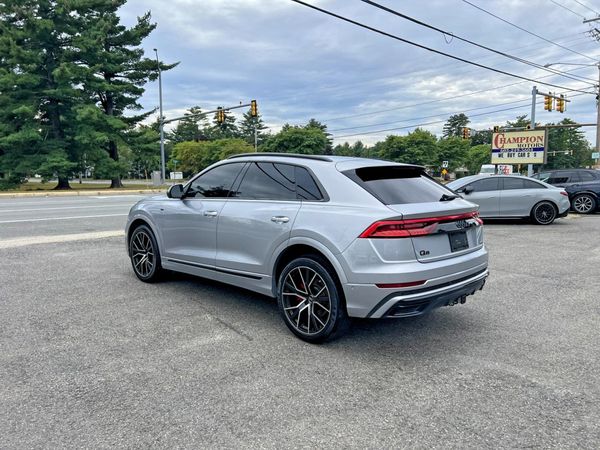 2020 AUDI Q8