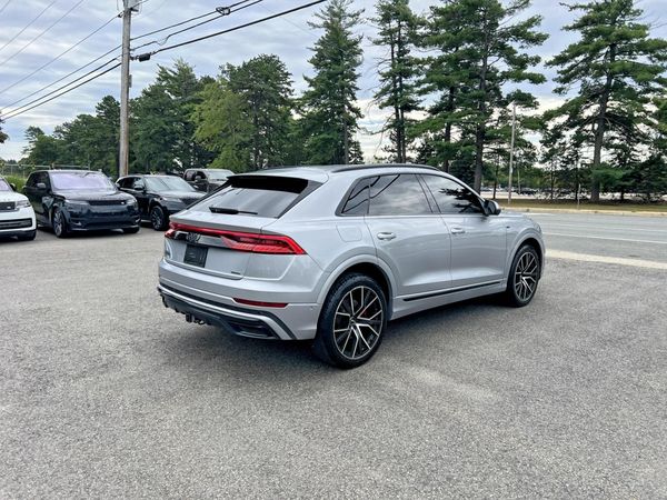 2020 AUDI Q8