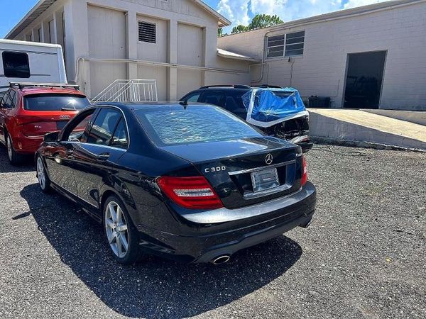 2013 MERCEDES-BENZ C C300