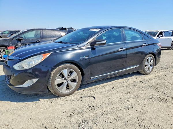 2012 HYUNDAI SONATA