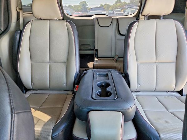 2019 KIA SEDONA LX/EX